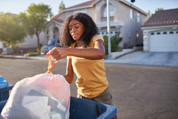  Eddyville, IA Junk Removal Pros